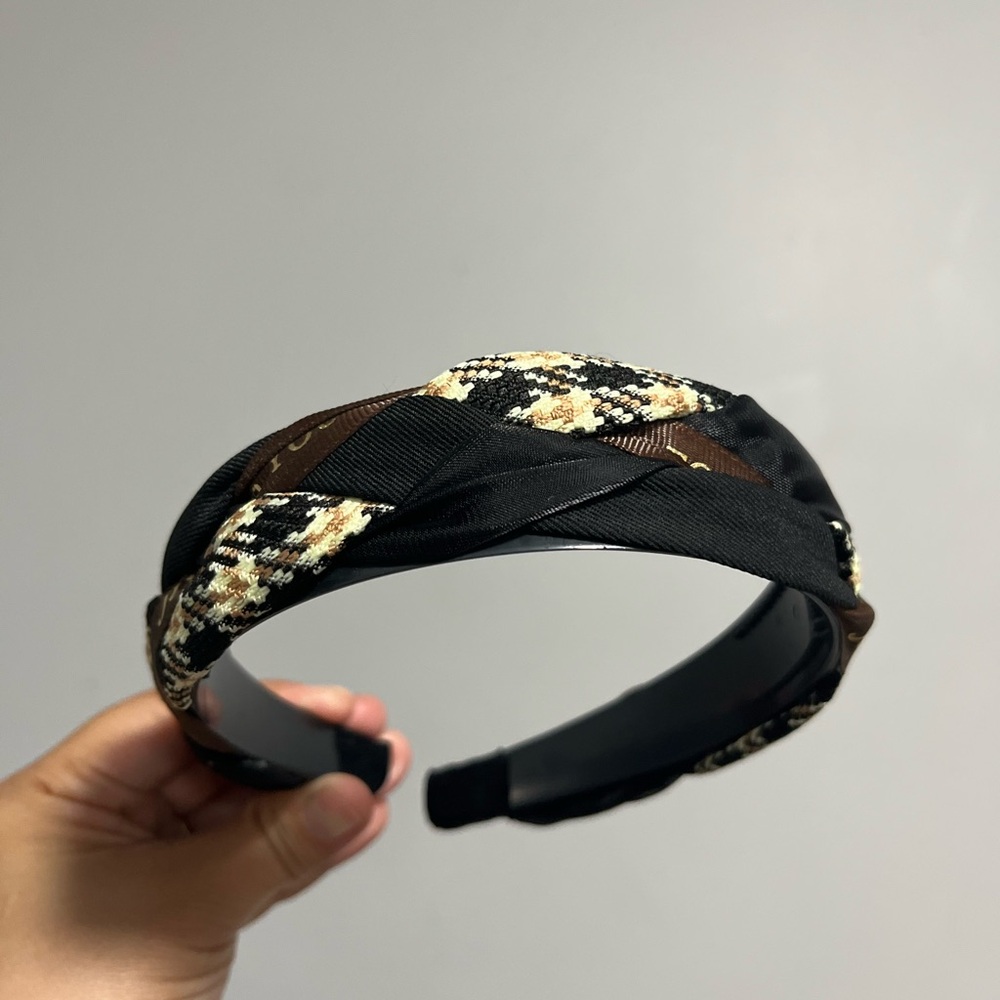 Stylish Black and Brown Headband